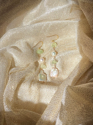 Chunky Prehnite & Pearl Earrings